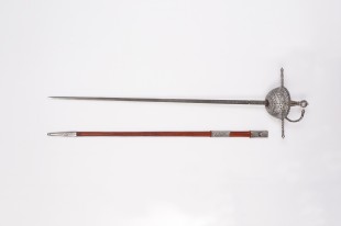 Knotted Spanish deep-cup... 2