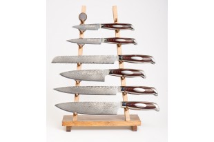 Complete set of knives in...
