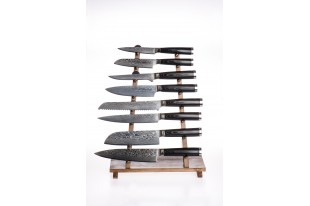 Complete set of knives in...