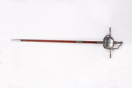 ES710 Espada de lazo de doble concha