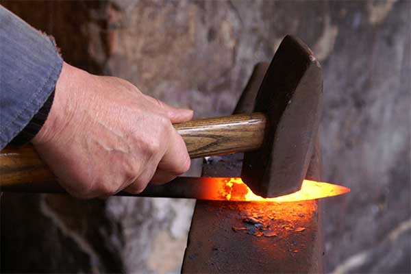 Espada Ropera de concha o cesta - Aceros de Toletum