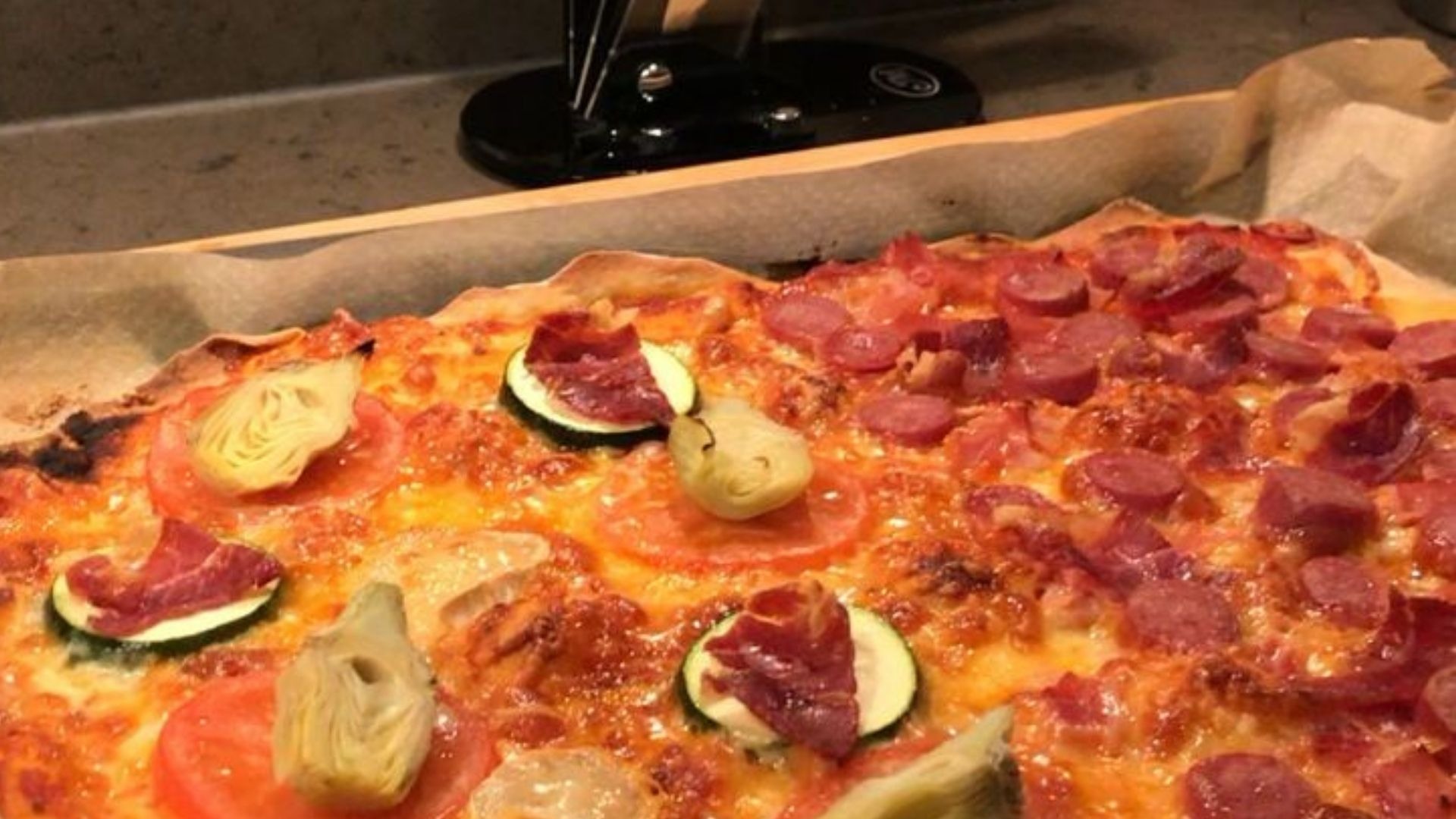 Cómo hacer una pizza casera. Deliciosa y fácil.